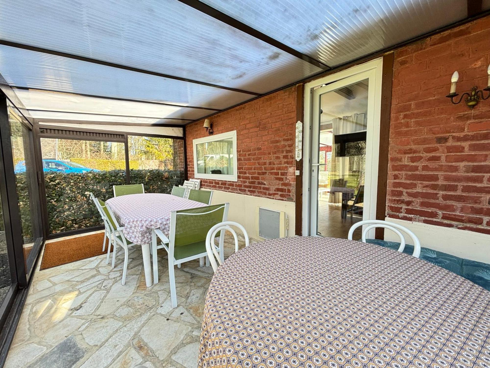 Maison De Campagne Lumineuse Spacieuse Dans Impasse Au Calme A Proximite D'Un Chateau Deux Verandas Grand Jardin Cabane Pour Velos, Pres Port En Bessin Et Bayeux, Proche Plages Du Debarquement Commes Exteriör bild