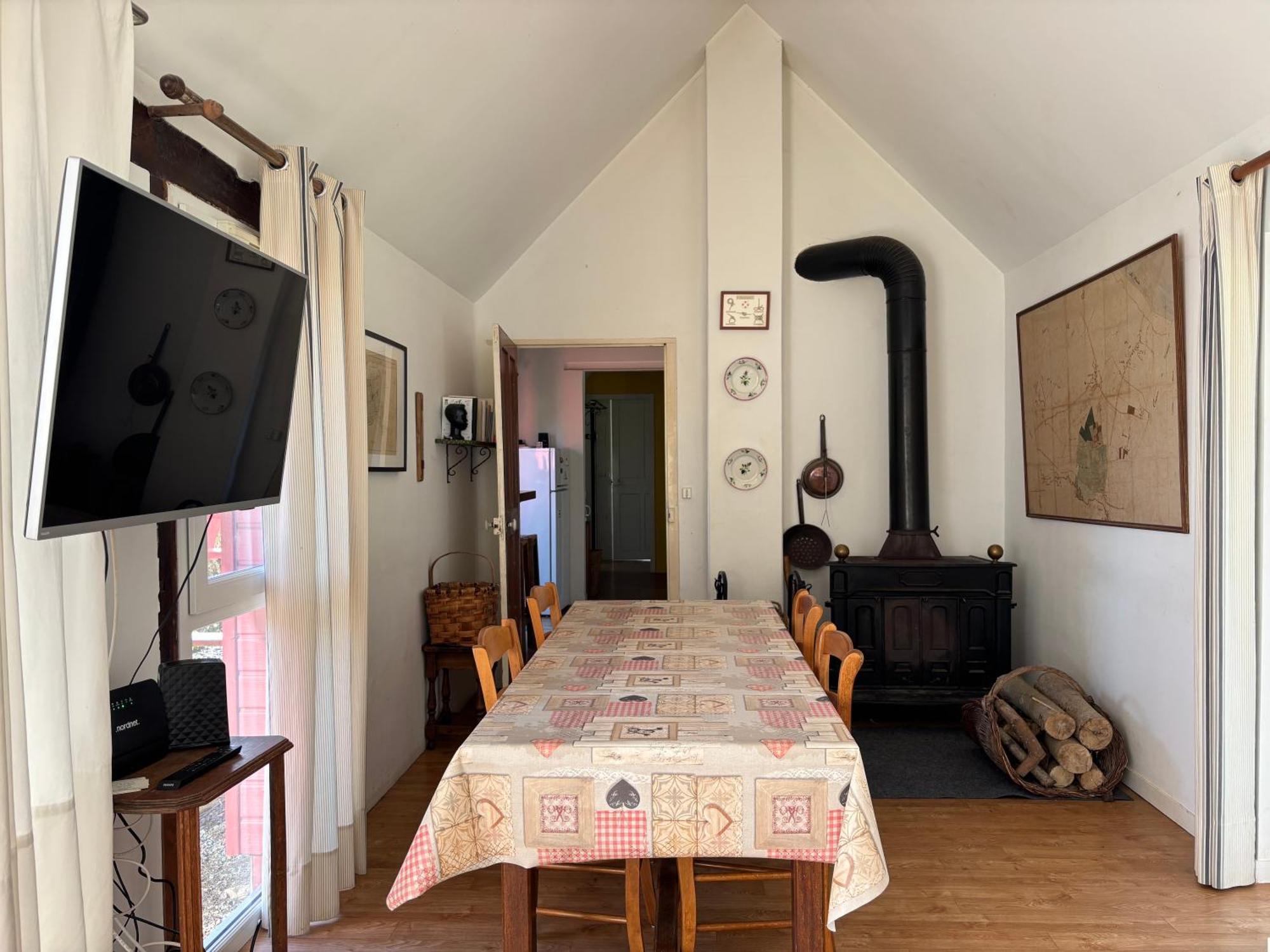 Maison De Campagne Lumineuse Spacieuse Dans Impasse Au Calme A Proximite D'Un Chateau Deux Verandas Grand Jardin Cabane Pour Velos, Pres Port En Bessin Et Bayeux, Proche Plages Du Debarquement Commes Exteriör bild